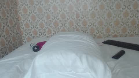 Snapshot of kimberly_perez__ chatting on January 2025 02:17:01 AM Kimberly online show from January 2025 02:17:01 AM