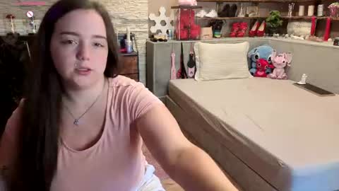 kimberlycaprice online show from July 2026 07:00:01 AM