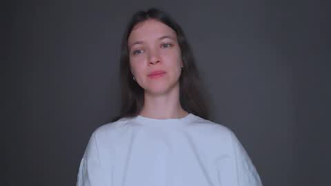 Kimberly online show from November 2025 04:45:02 AM