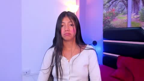 Kimberly Villalobos online show from January 2025 11:43:01 AM