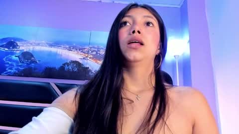 Kimberly Villalobos online show from April 2026 01:41:01 PM