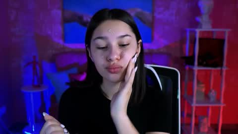 kimclarks online show from October 2025 06:22:02 AM