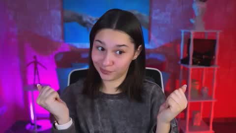 kimclarks online show from November 2025 08:14:02 AM