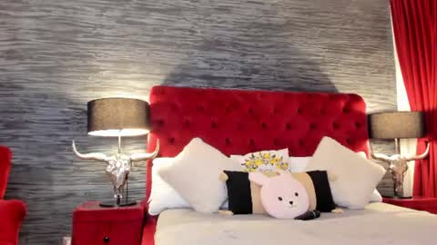 Natalie online show from June 2026 08:17:01 PM