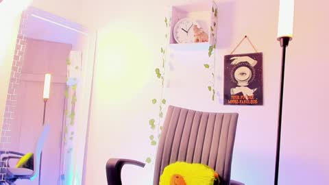 Kimm online show from December 2024 05:18:02 AM