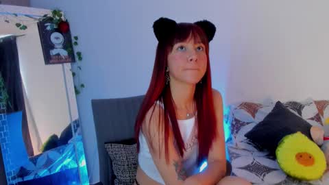 Kimm online show from November 2025 08:52:02 PM