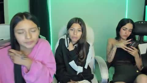 kimmi online show from February 2025 11:22:02 PM