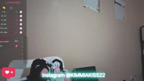 Kimmi online show from February 2025 09:48:02 PM