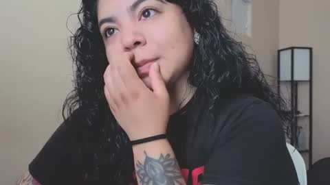 Kimmi online show from March 2025 06:54:01 PM