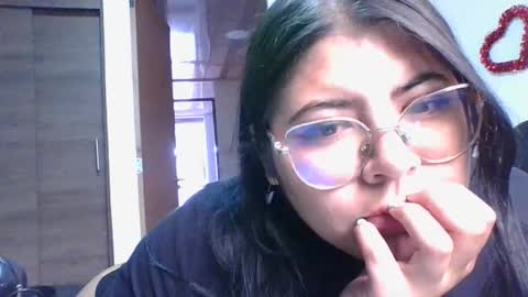 Kimmy online show from February 2025 05:57:01 PM