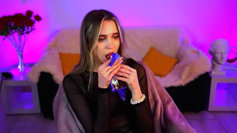 kimporins online show from March 2026 02:56:01 PM