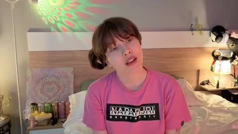 kina_ka online show from May 2026 07:34:01 PM
