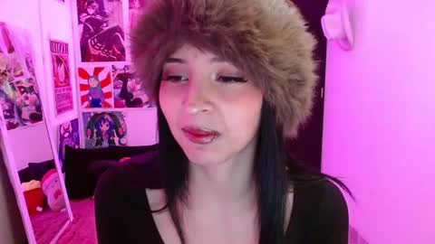 Kind Scarlett online show from November 2025 02:01:02 AM