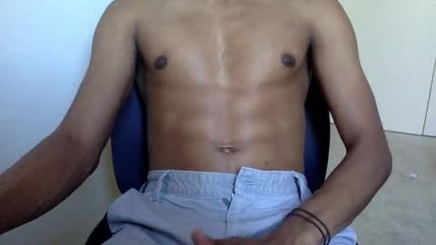 Snapshot of kinda_horny_right_now chatting on December 2024 05:07:01 AM Isaac online show from December 2024 05:07:01 AM