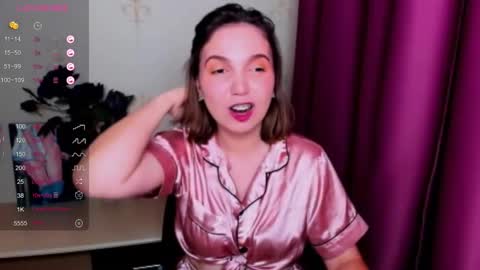 Hazel online show from September 2025 07:14:02 PM