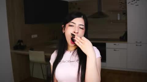 Megan online show from November 2025 04:57:01 AM