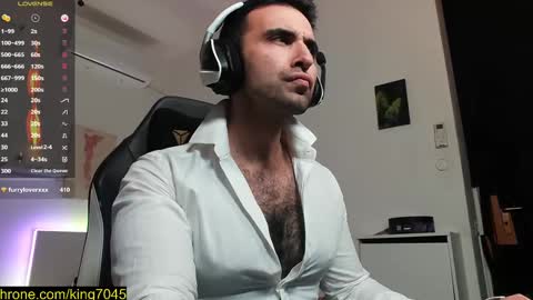 king7045 online show from March 2025 02:12:02 AM