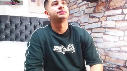 Angel Falconer online show from November 2025 09:14:02 PM