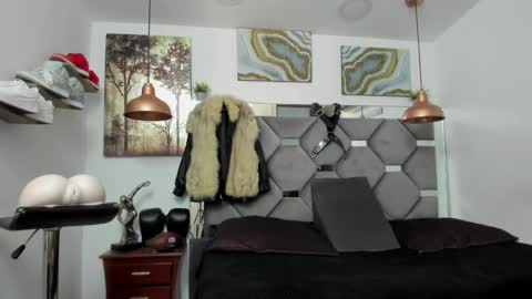 Snapshot of king_fitt_ chatting on January 2025 05:14:02 AM HOT MEN BLACK online show from January 2025 05:14:02 AM