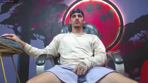 Snapshot of king_voy chatting on November 2025 08:54:01 PM king voy online show from November 2025 08:54:01 PM