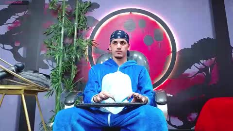 Snapshot of king_voy chatting on November 2025 07:18:02 PM king voy online show from November 2025 07:18:02 PM