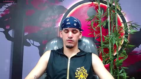 Snapshot of king_voy chatting on November 2025 07:57:01 PM king voy online show from November 2025 07:57:01 PM