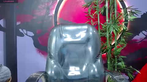 Snapshot of king_voy chatting on November 2025 09:04:01 PM king voy online show from November 2025 09:04:01 PM