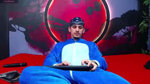 Snapshot of king_voy chatting on November 2025 03:10:02 AM king voy online show from November 2025 03:10:02 AM