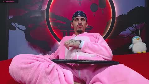 king voy online show from December 2025 08:40:01 PM