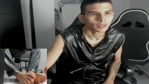 Snapshot of king_warlord chatting on December 2025 06:27:02 PM king_warlord online show from December 2025 06:27:02 PM