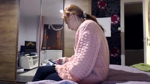 sexysexyhotwetpinkredpussy online show from December 2024 05:42:01 PM