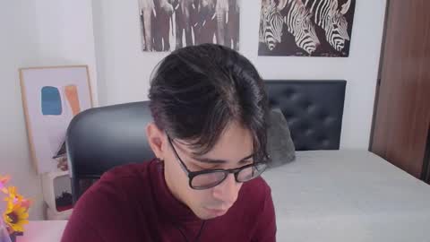 kingdanny_8 online show from October 2025 02:24:01 AM