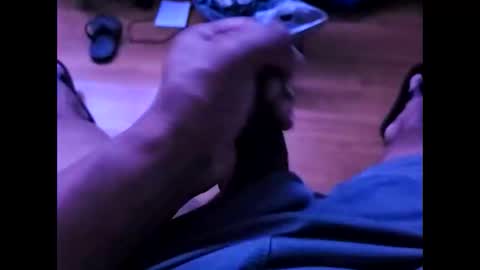 kingedger3229 online show from December 2025 03:36:02 AM