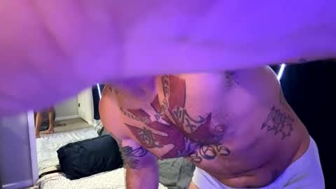 Snapshot of kingemul chatting on October 2025 07:40:01 PM Emul King online show from October 2025 07:40:01 PM