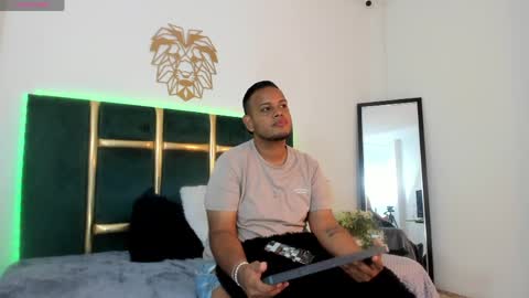 Snapshot of kingg_jay chatting on May 2026 11:49:02 AM kingg_jay online show from May 2026 11:49:02 AM