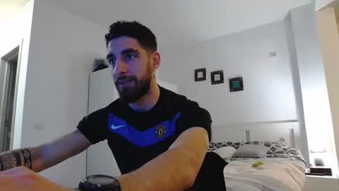 KingKarlos  online show from March 2025 06:50:01 PM