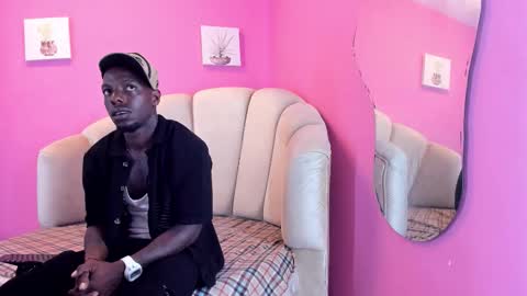 kingmaverickx online show from October 2025 12:09:01 PM