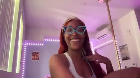 Snapshot of kingparrisjae chatting on July 2026 06:10:02 PM King Parris Jae online show from July 2026 06:10:02 PM
