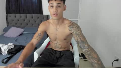 DOMINANT ALPHA KINGS online show from January 2026 07:59:02 PM