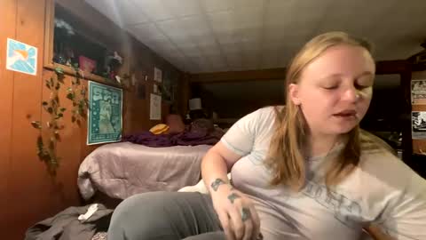 kinkikittiekat online show from February 2025 11:15:02 PM