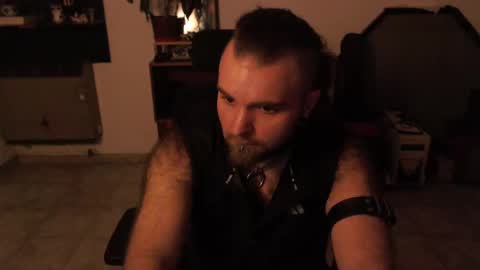 Snapshot of kinkracc chatting on September 2025 06:35:01 AM kinkRacc online show from September 2025 06:35:01 AM