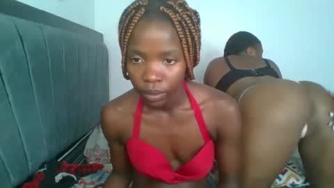 kinky_aria online show from November 2025 03:17:01 AM