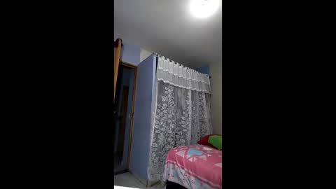 kinky_eli_ online show from December 2025 05:20:01 PM