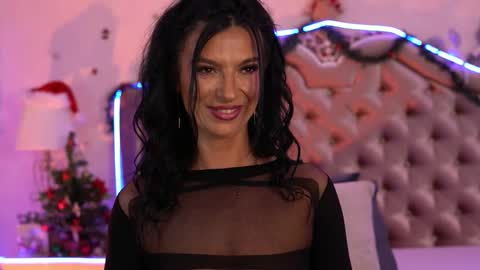 kinkyamelie online show from December 2025 06:27:02 PM