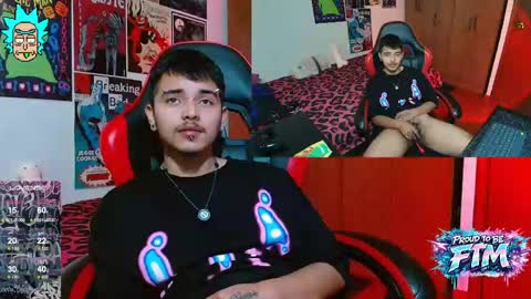 Snapshot of kinkybabies_ chatting on April 2026 04:37:01 AM Mercury online show from April 2026 04:37:01 AM