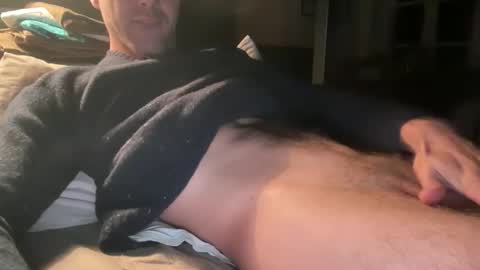 M online show from November 2025 12:05:01 AM