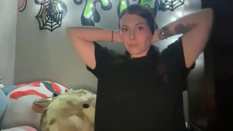 kinkycreative online show from November 2025 01:37:01 AM