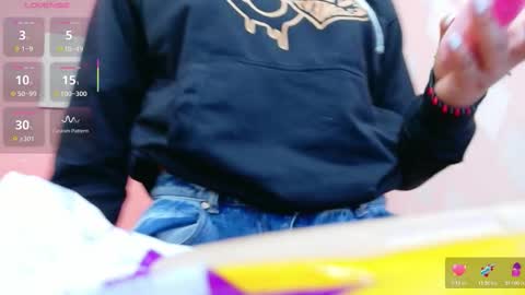 Snapshot of kinkycutegirll chatting on November 2025 01:00:02 PM kinkycutegirll online show from November 2025 01:00:02 PM