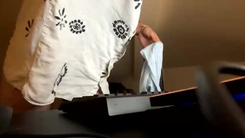 Snapshot of kinkyguy9883 chatting on October 2025 07:53:02 AM kinkyguy9883 online show from October 2025 07:53:02 AM