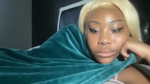 Bunniii online show from February 2025 12:50:01 PM